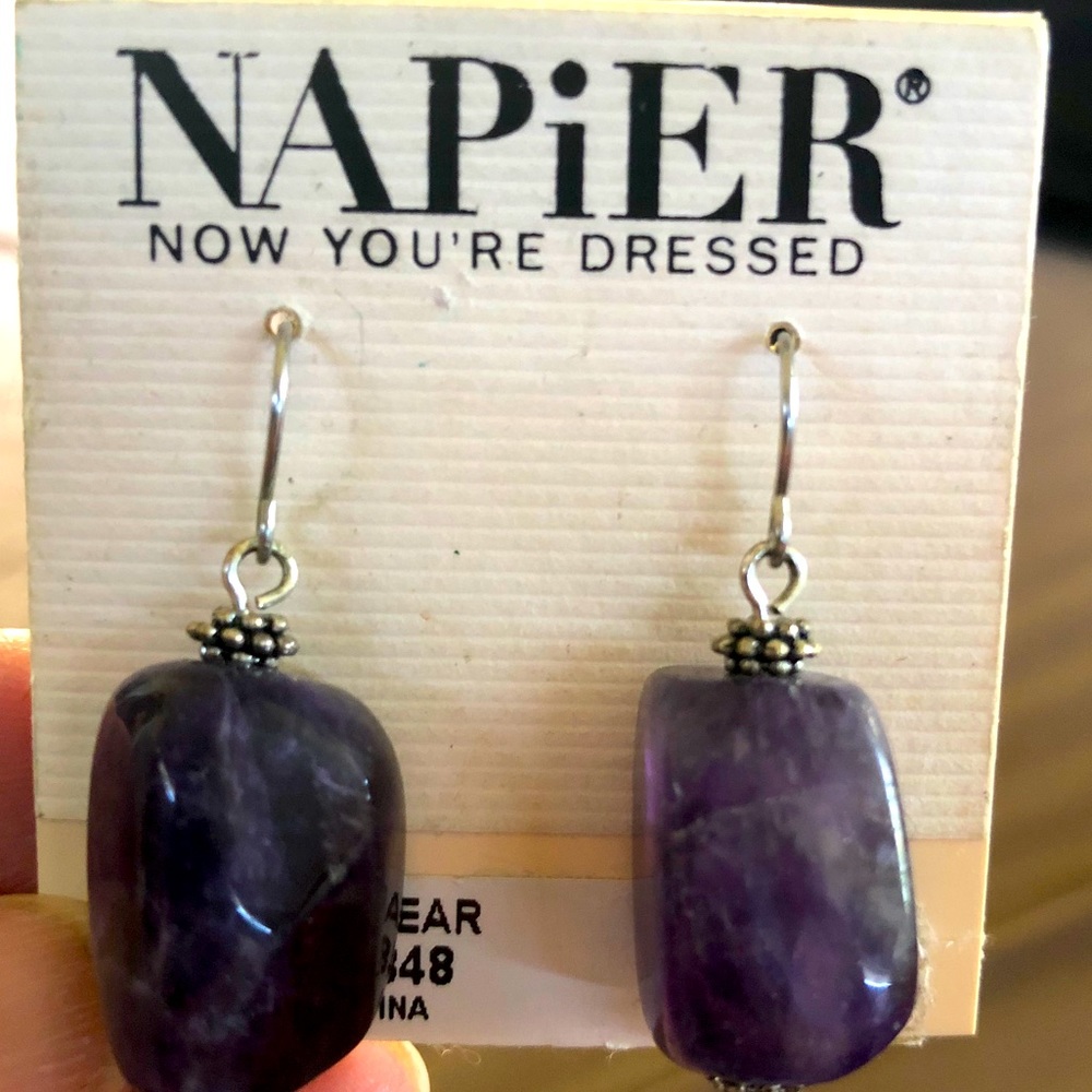 💜💜Perfectly purple semi precious stone earrings!